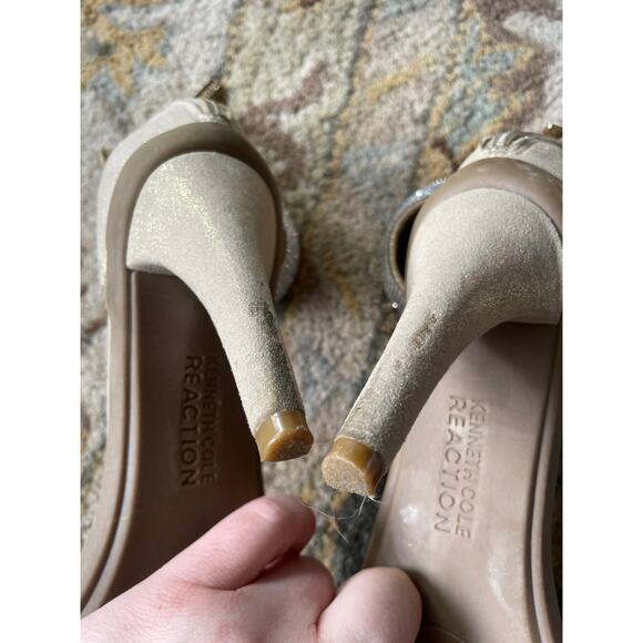 Kenneth Cole Reaction, Size 8.5 M, Champagne Gold Strappy Heels, SIlver Crystals - Picture 7 of 8
